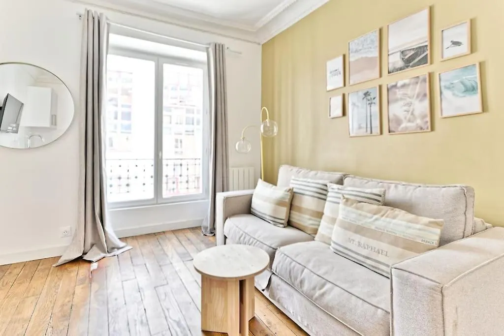 Apartment Next Tour Montparnasse - V Paris